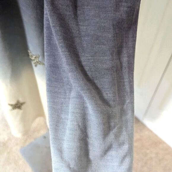 NWOT Women's INC International Concepts Ombre Silver Stars Cold Shoulder Sweater - Picture 14 of 15